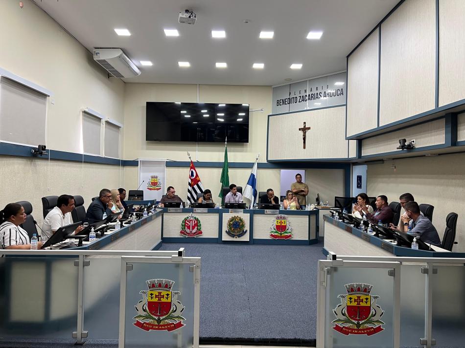 05-de-janeiro_vereadores-cobram-sabesp-sobre-falta-de-agua-e-empresa-anuncia-investimentos-e-novos-reservatorios-2.jpeg
