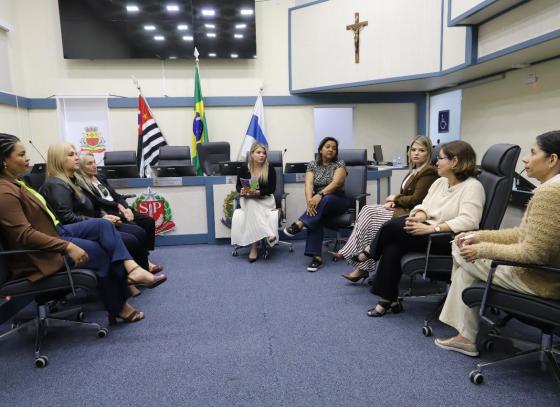 09_24-reuniao-frente-parlamentar-feminina-1.jpeg