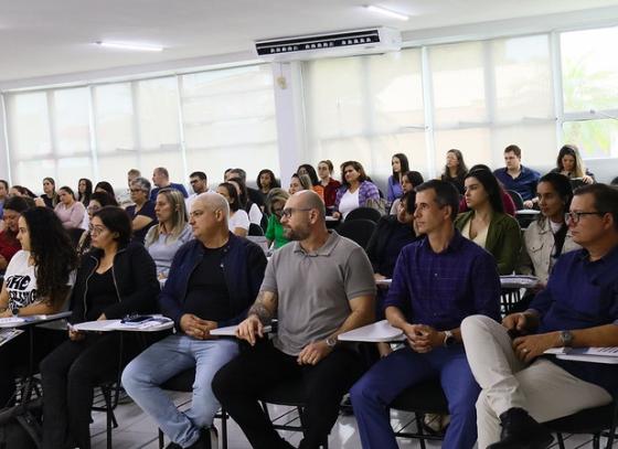 1-congresso-de-odontologia-da-saude-bucal-reune-profissionais-em-caraguatatuba.jpg