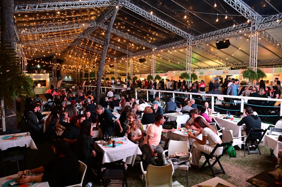 boteco-do-camarao-agita-o-centro-historico-de-ilhabela-com-chefs-renomados-e-pratos-especiais.jpg