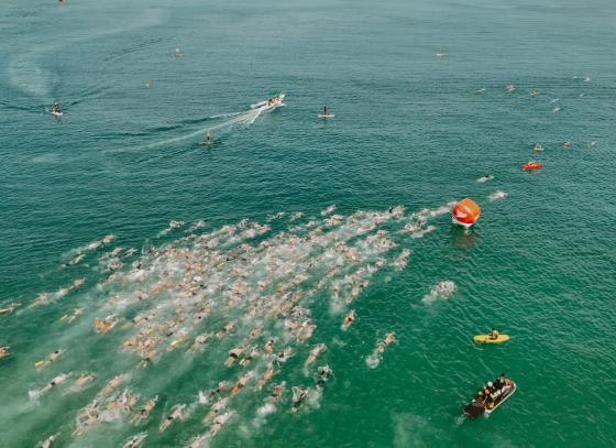 circuito-mares-retorna-a-ilhabela-com-etapa-que-reune-3-mil-atletas-na-praia-do-pereque-1.jpeg