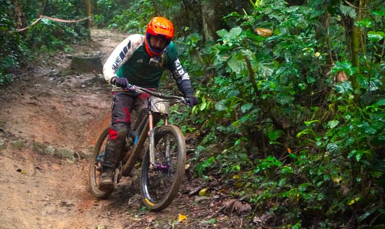desafio-ilhabela-de-downhill-reune-mais-de-100-pilotos-e-representantes-de-36-municipios-2.jpg