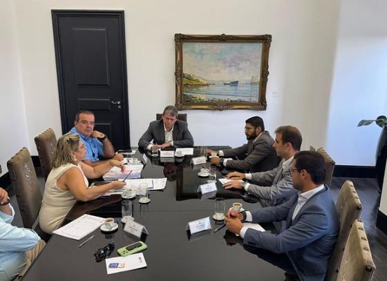 em-reuniao-com-governo-do-estado-cidades-do-litoral-defendem-pautas-essenciais-a-regiao.jpg