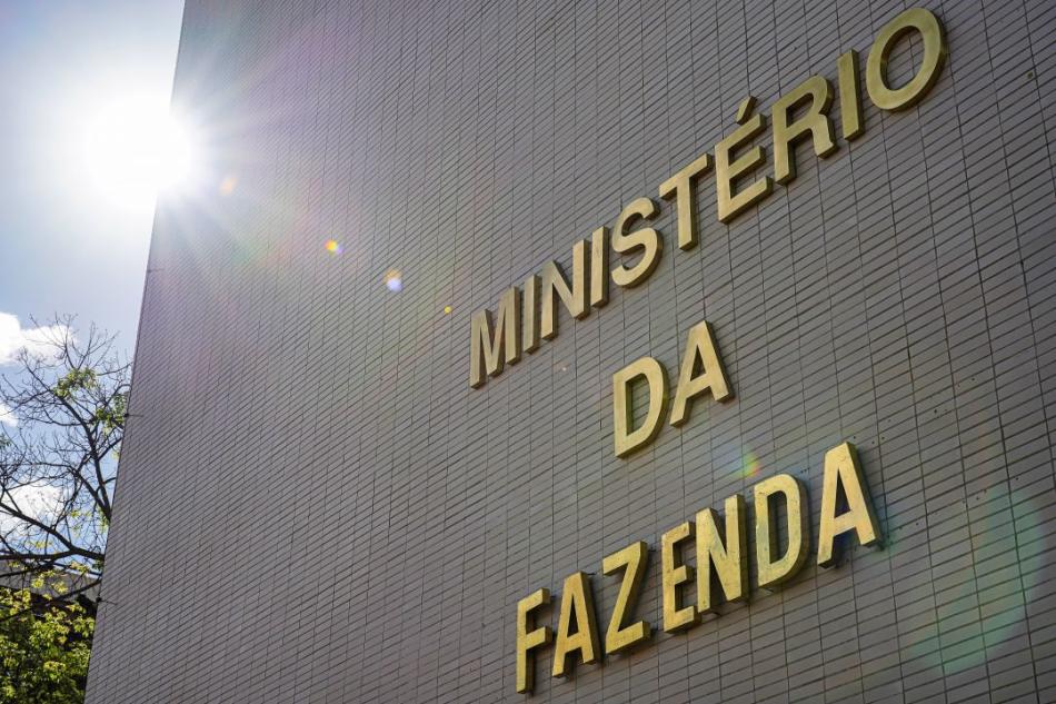 fachada-do-ministrio-da-fazenda-em-braslia.jpg