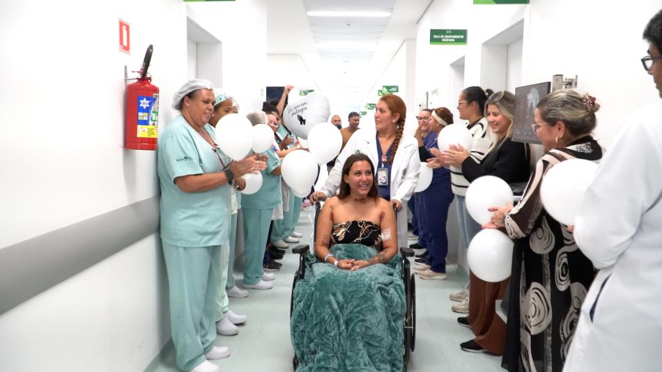 hospital-municipal-informa-alta-hospitalar-de-paciente-resgatada-em-alto-mar.jpg