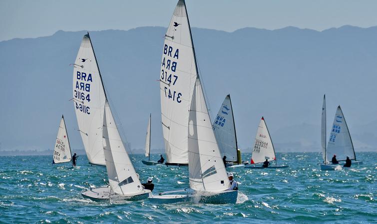 ilhabela-abre-mes-da-vela-com-a-53-semana-internacional-de-monotipos-e-reune-145-velejadores.jpeg
