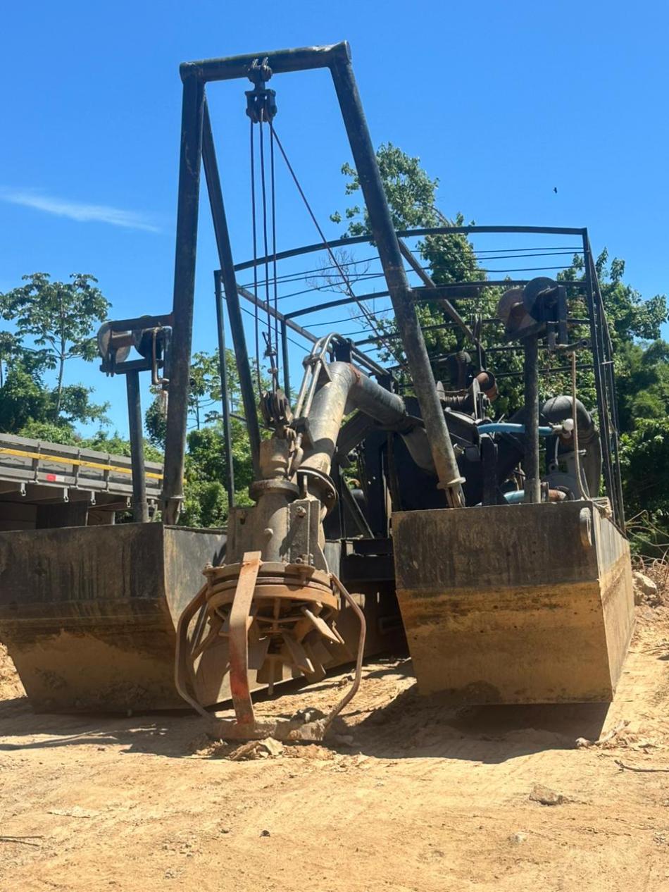 ilhabela-avanca-no-desassoreamento-do-ribeirao-agua-branca-com-chegada-de-maquinario-2.jpeg