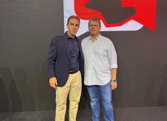 mateus-silva-participa-de-encontro-com-tarcisio-de-freitas-para-fortalecer-parceria-e-investimentos.jpg