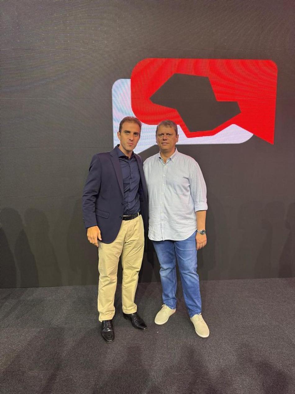 mateus-silva-participa-de-encontro-com-tarcisio-de-freitas-para-fortalecer-parceria-e-investimentos.jpg