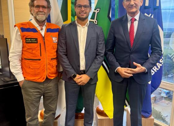 ministro-waldez-goes-garante-a-prefeito-reinaldinho-moreira-liberacao-de-recursos-para-estrada-beira-rio-1.jpeg