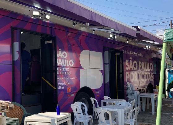onibus-“sp-por-todas”-leva-atendimento-e-acolhimento-as-mulheres-em-ilhabela-5.jpeg