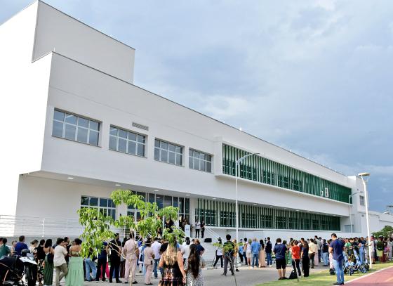 prefeito-colucci-entrega-novo-bloco-da-maternidade-e-eleva-padrao-da-saude-publica-em-ilhabela-2.jpg