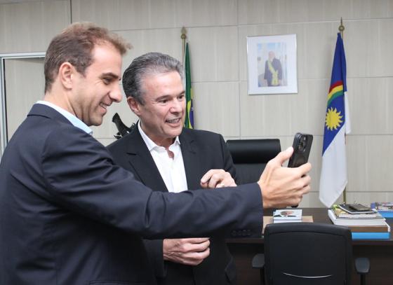 prefeito-de-caragua-busca-recursos-e-novas-politicas-para-fortalecer-comunidade-pesqueira.jpg
