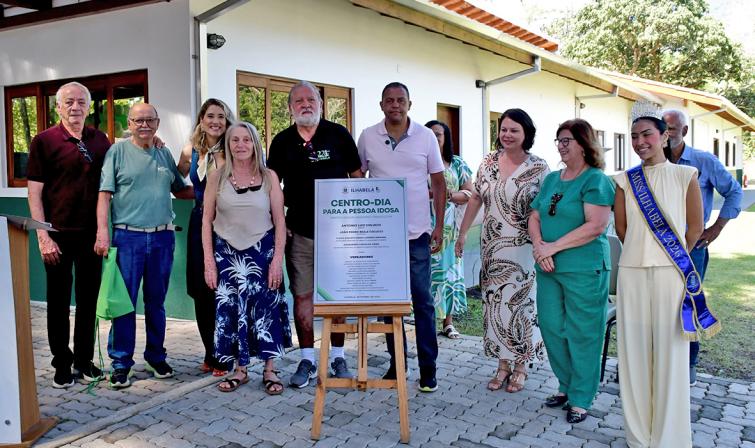 prefeito-toninho-colucci-entrega-centro-dia-para-pessoa-idosa-com-atendimento-durante-o-dia-e-apoio-as-familias-6.jpeg