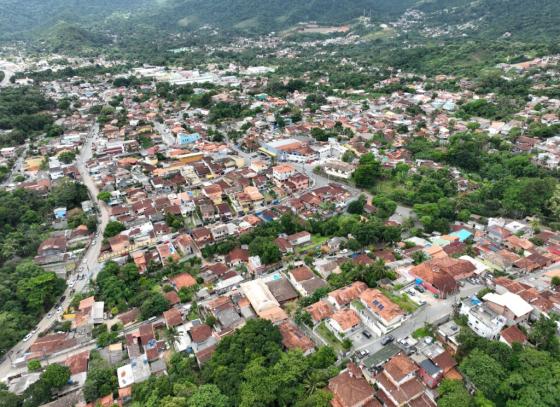 prefeitura-de-ilhabela-apresenta-cenario-economico-e-alternativas-em-audiencia-publica-1024x767.jpg