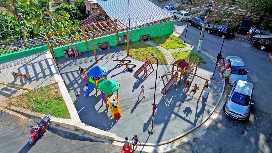 prefeitura-de-ilhabela-conclui-revitalizacao-da-praca-jose-amancio-da-silva-no-morro-dos-mineiros.jpg