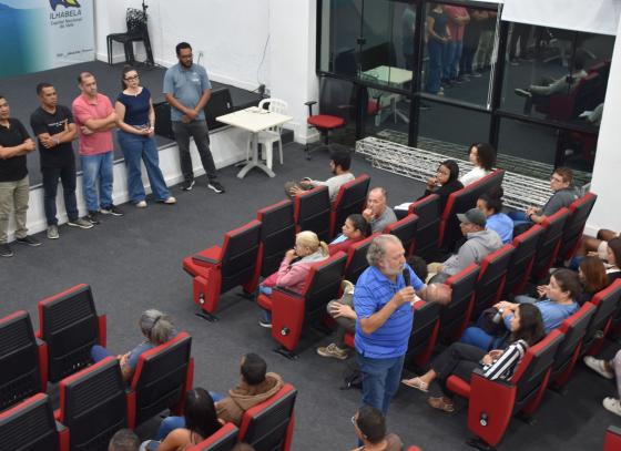 prefeitura-de-ilhabela-entrega-autorizacoes-de-emplacamento-a-67-familias-do-nucleo-bexiga-2.jpg