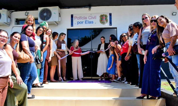 prefeitura-de-ilhabela-entrega-nova-sala-ddm-e-amplia-estrutura-de-atendimento-as-mulheres-3.jpeg