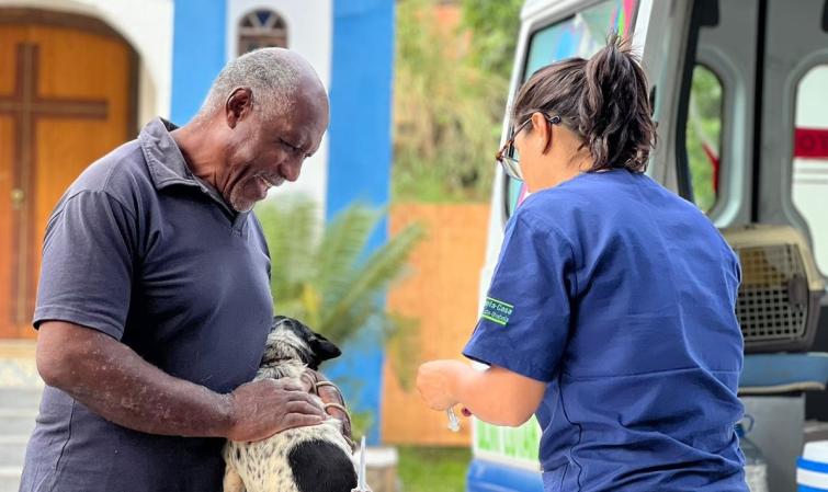prefeitura-de-ilhabela-retoma-programa-bem-estar-animal-e-leva-servicos-gratuitos-do-cra-aos-bairros.jpeg