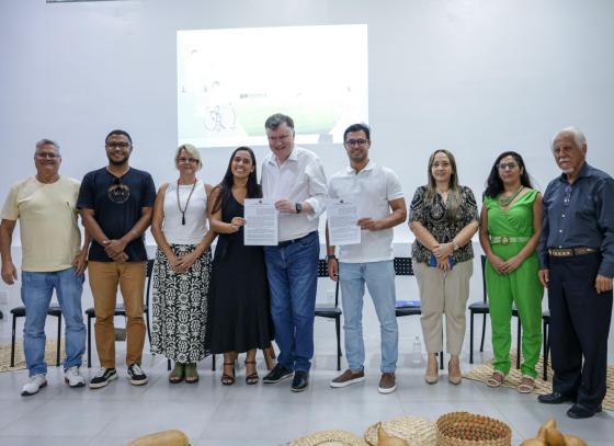 prefeitura-e-governo-do-estado-assinam-programas-para-promover-inclusao-1.jpeg