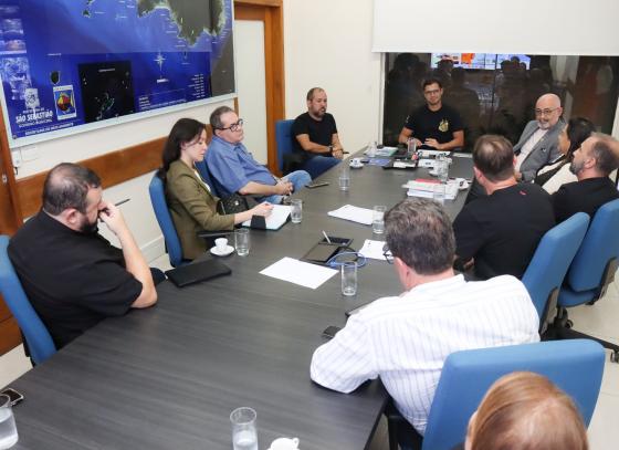 reinaldinho-e-superintendente-do-centro-paula-souza-discutem-ampliacao-e-uma-nova-fatec-na-costa-sul-1.jpeg