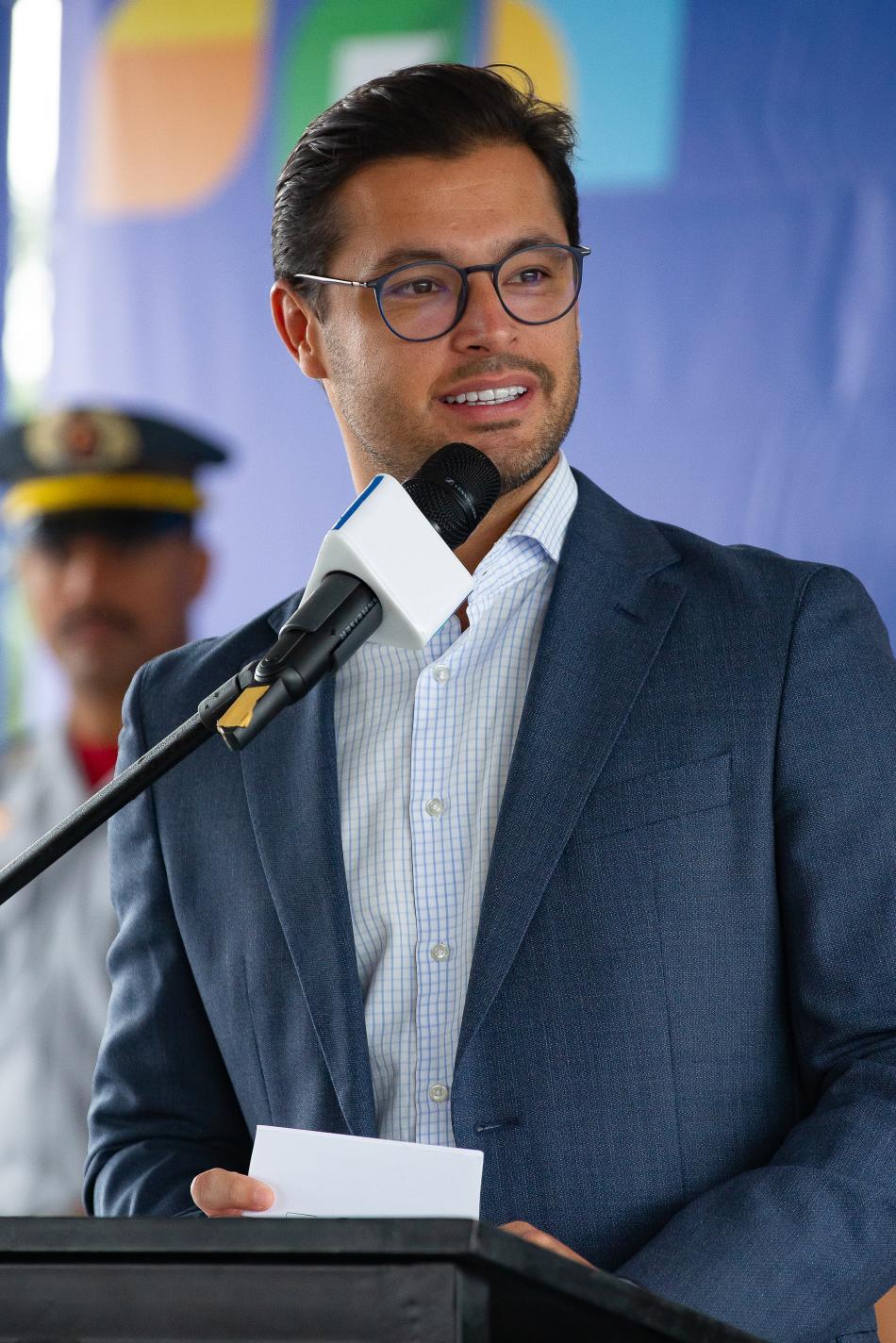 reinaldinho-implanta-nova-forma-de-governar-e-transforma-sao-sebastiao-com-trabalho-e-seriedade.jpg