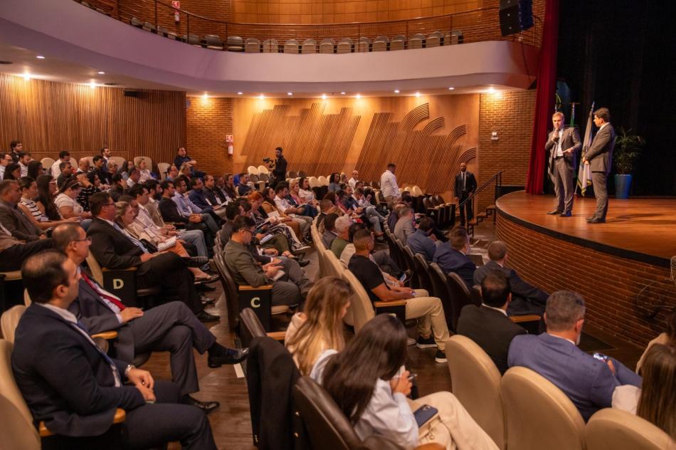 sao-sebastiao-avanca-na-gestao-publica-40-com-capacitacao-inedita-em-lideranca-e-resultados-1.jpeg