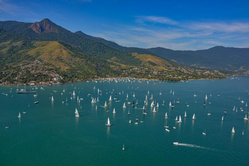 semana-internacional-de-vela-de-ilhabela-2025-como-assistir-ao-maior-encontro-de-vela-oceanica-da-america-latina.jpg